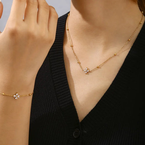 4 Petals Necklace and Bracelet
