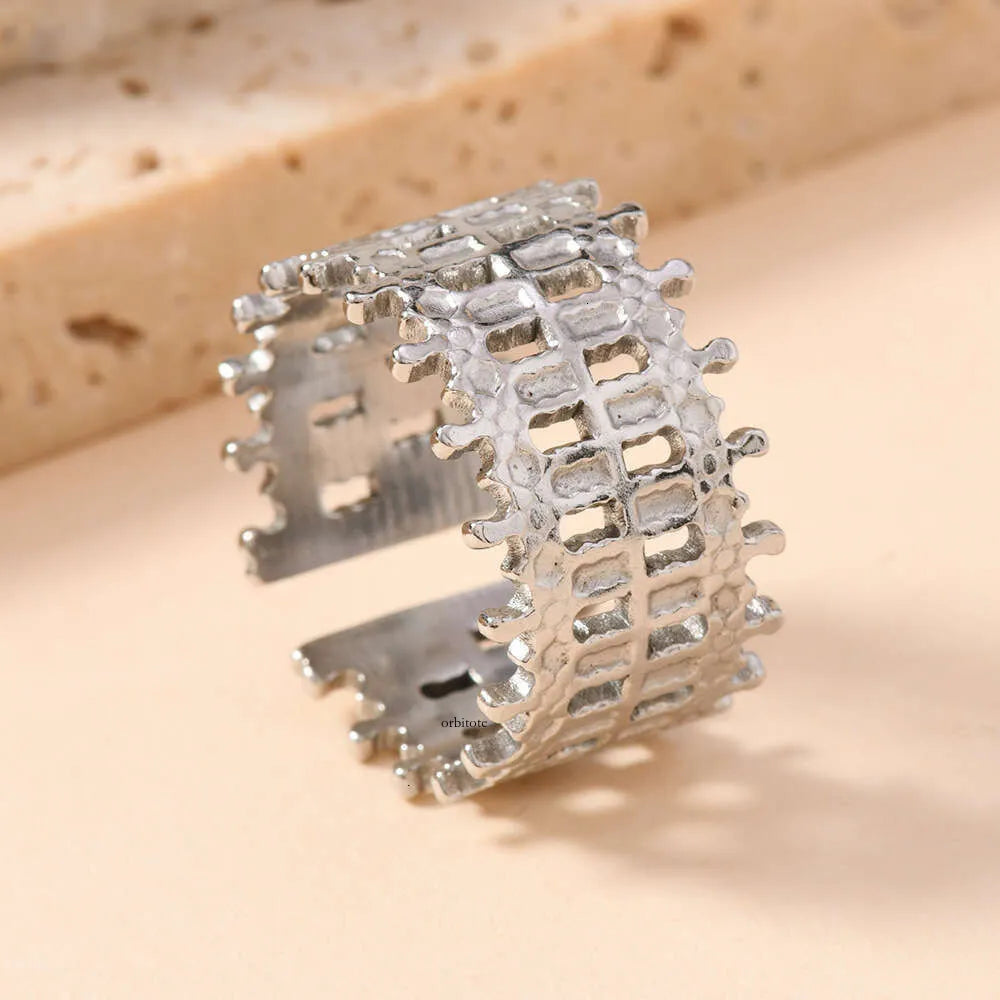 Silver Chunky Ring